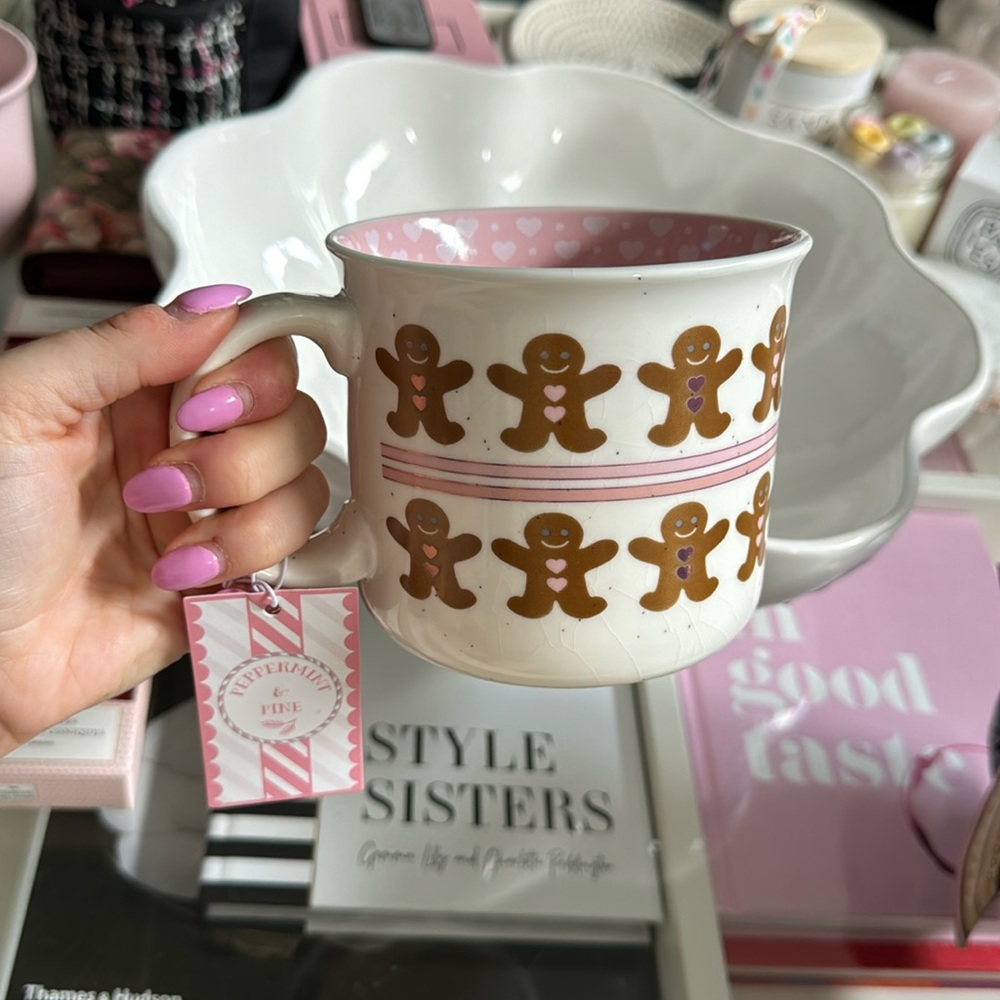 Pink peppermint & pine mug with gingerbread man and hearts on the inside